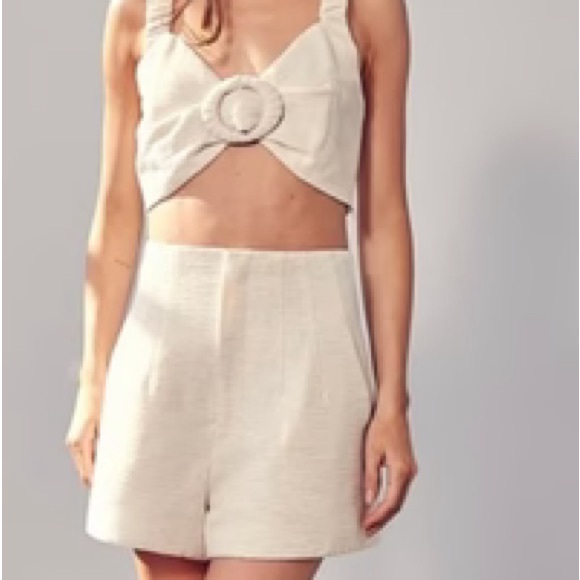 Chic Cream Two-Piece Set with Ruched Top - Picture 2 of 2